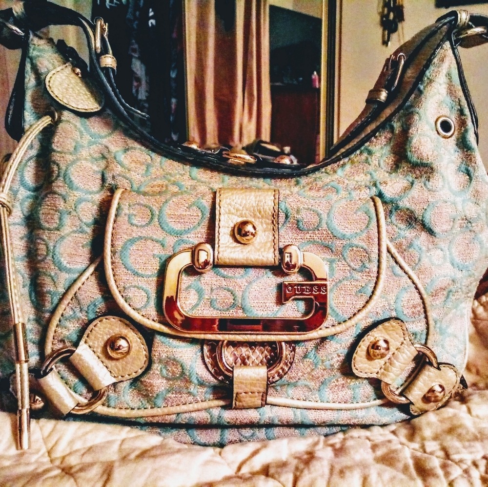 Guess logo hobo bag purse cream mint